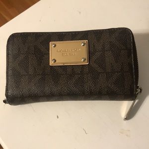 Michael Kors wallet